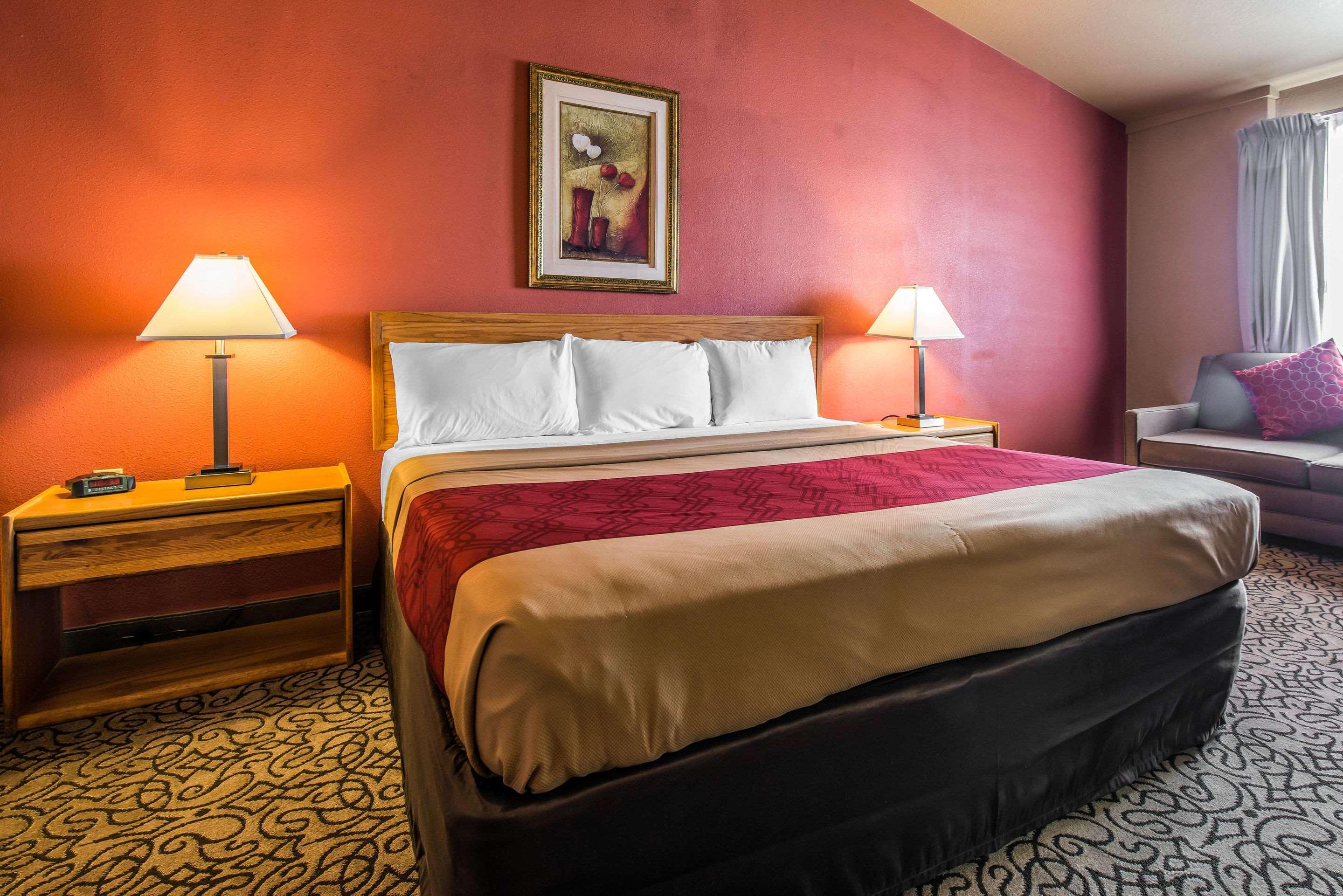 Rodeway Inn Brush Екстериор снимка